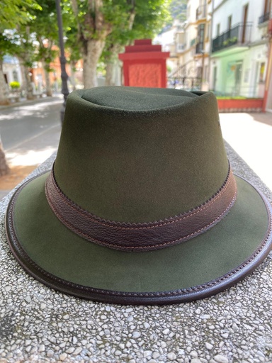 SOMBREROS CORTOS